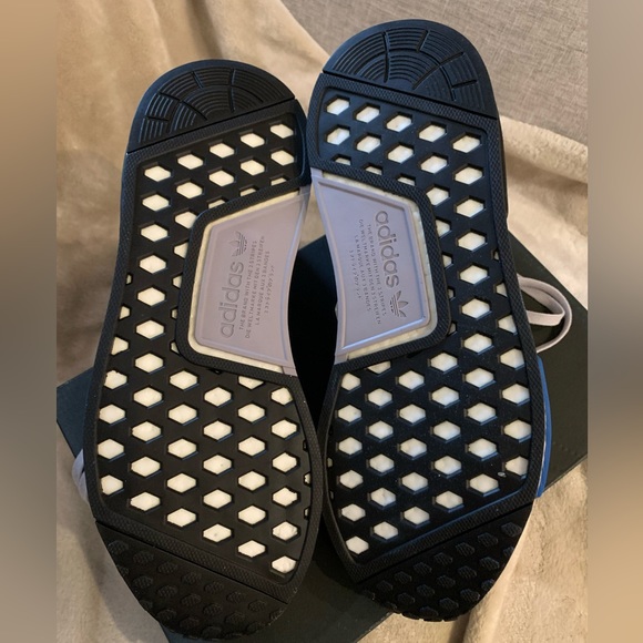 Adidas originals RISINSTARxR1 
Size 10 Men - Brand new - Picture 8 of 9